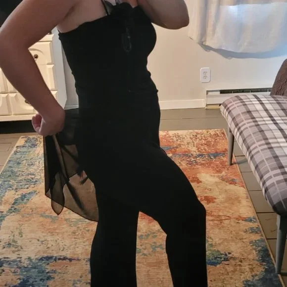 Smart Set Jump Suit - Picture 2 of 10